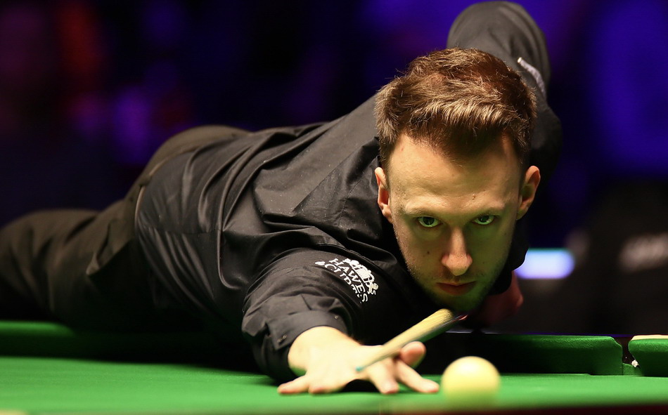 面对夹击 面对夹击